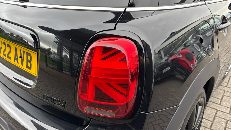 MINI Hatchback 1.5 Cooper Sport 5dr Petrol Hatchback